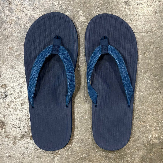 INDOSOLE   MEN’S FLIP FLOPS RECYCLED PABLE STRAPS   SHORE/INDIGO