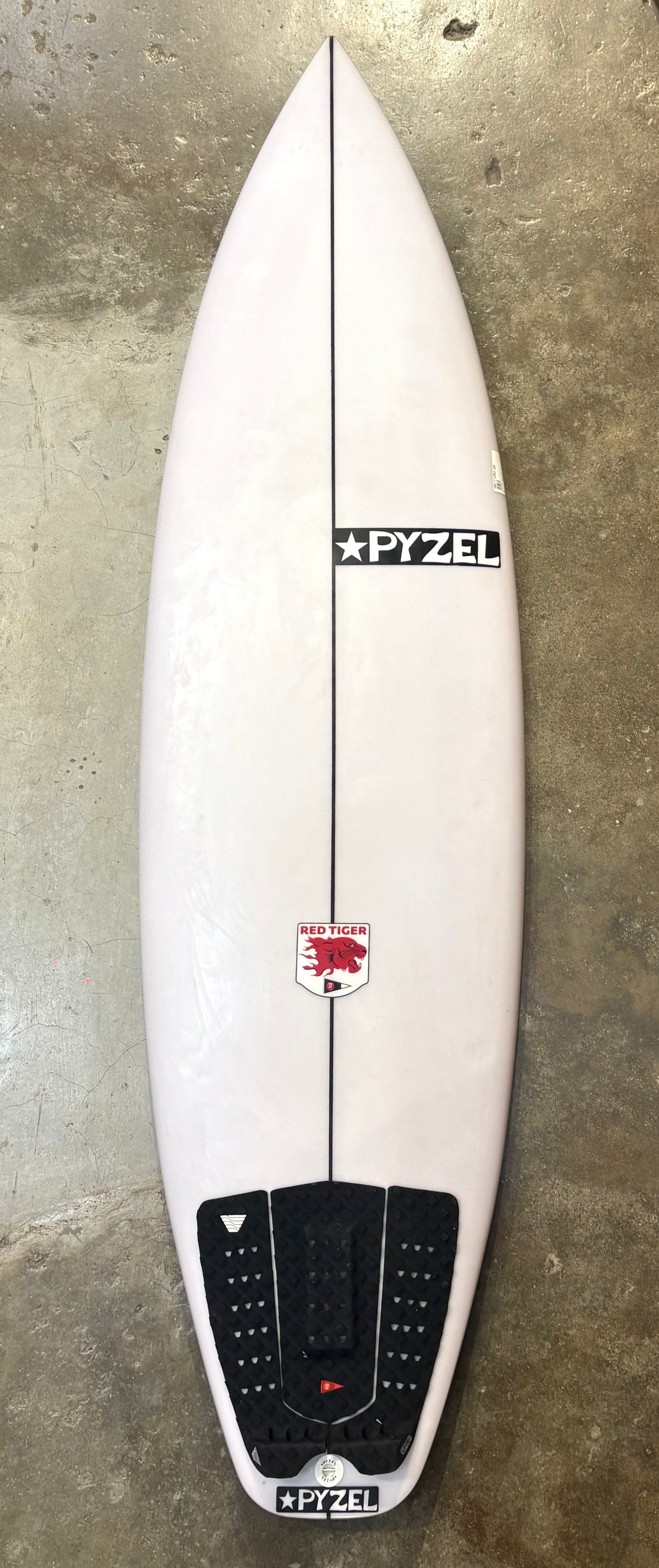 PYZEL  -  RED TIGER    6'0    19 1/2    2 1/2    31.3L