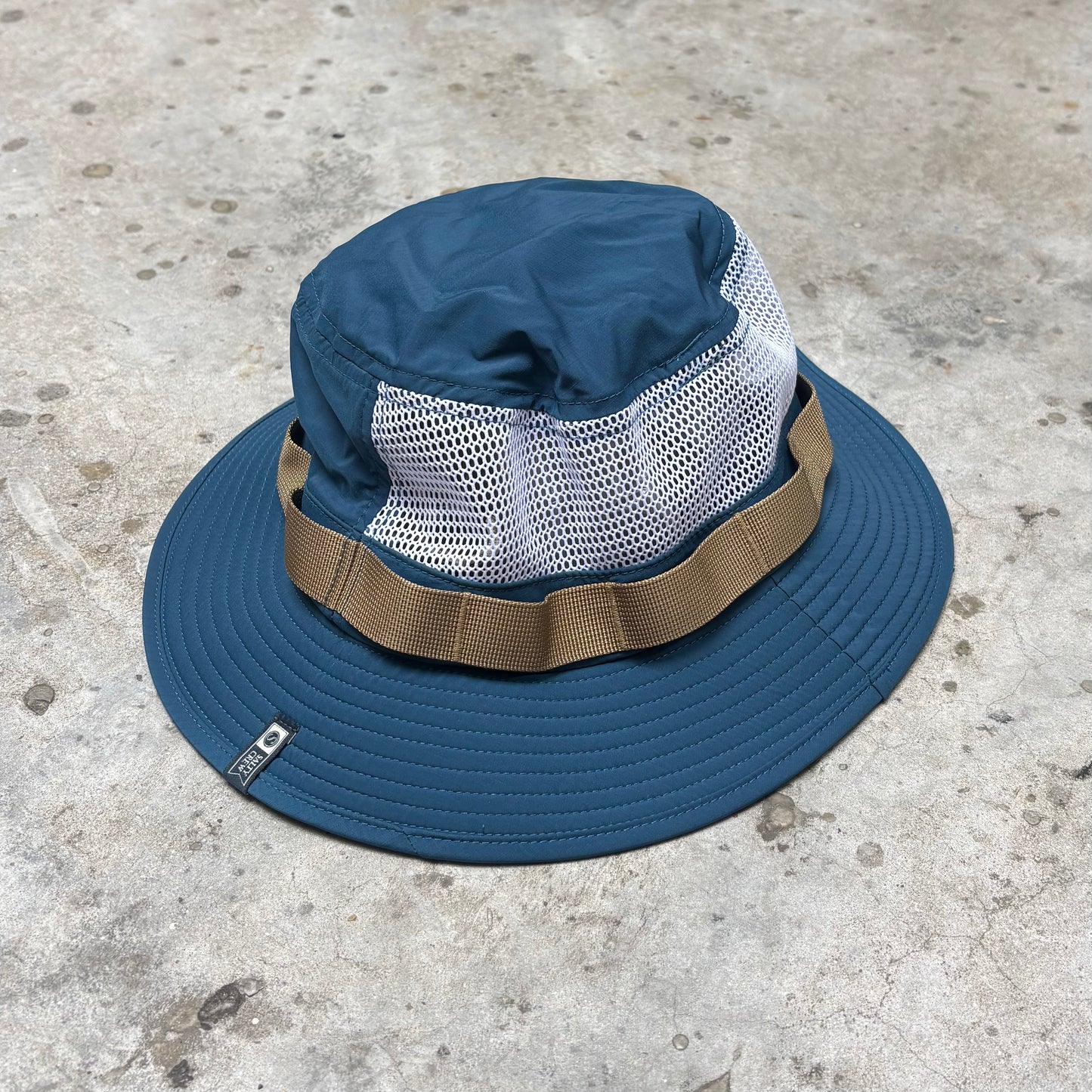 Salty Crew Frontier Boonie – Cast Blue