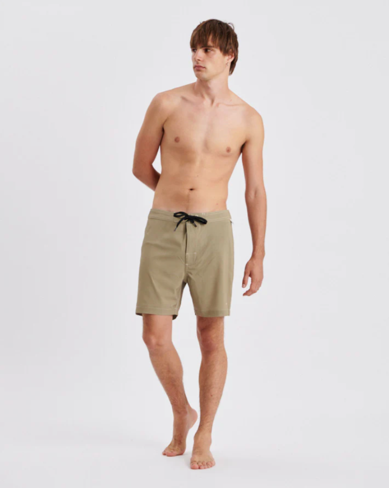 THE CRITICAL SLIDE SOCIETY    CAHOOTS 17"  BOARDSHORT