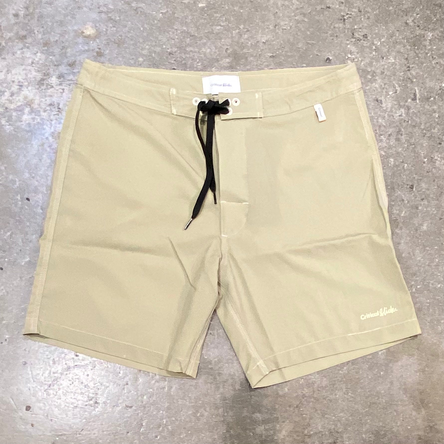 THE CRITICAL SLIDE SOCIETY    CAHOOTS 17"  BOARDSHORT