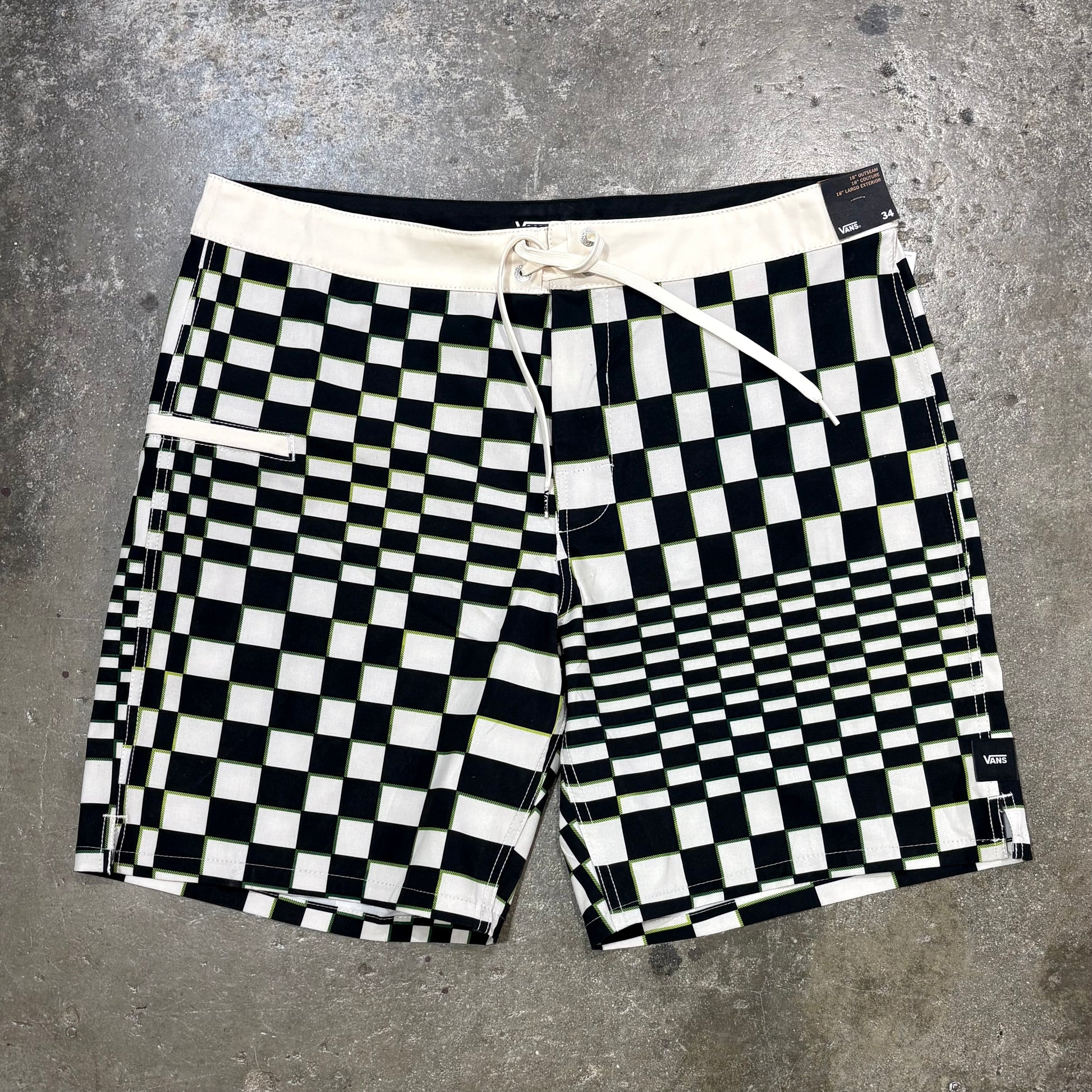 Vans  Skewed Checkered Boardshorts 18"