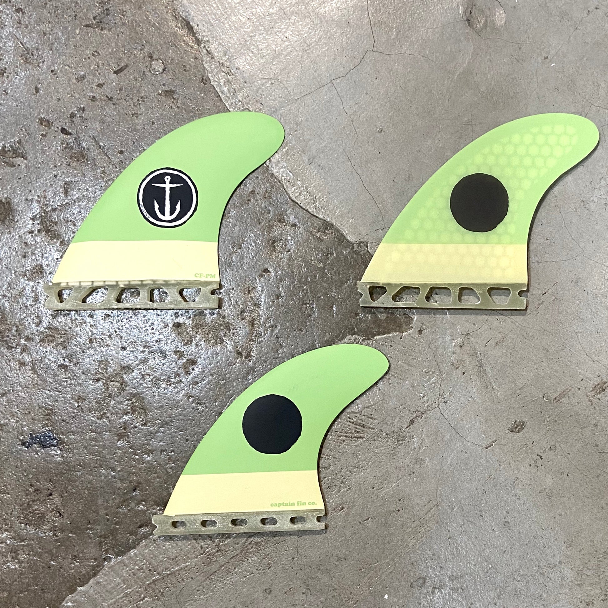 CAPTAIN FIN PIVOT M ST