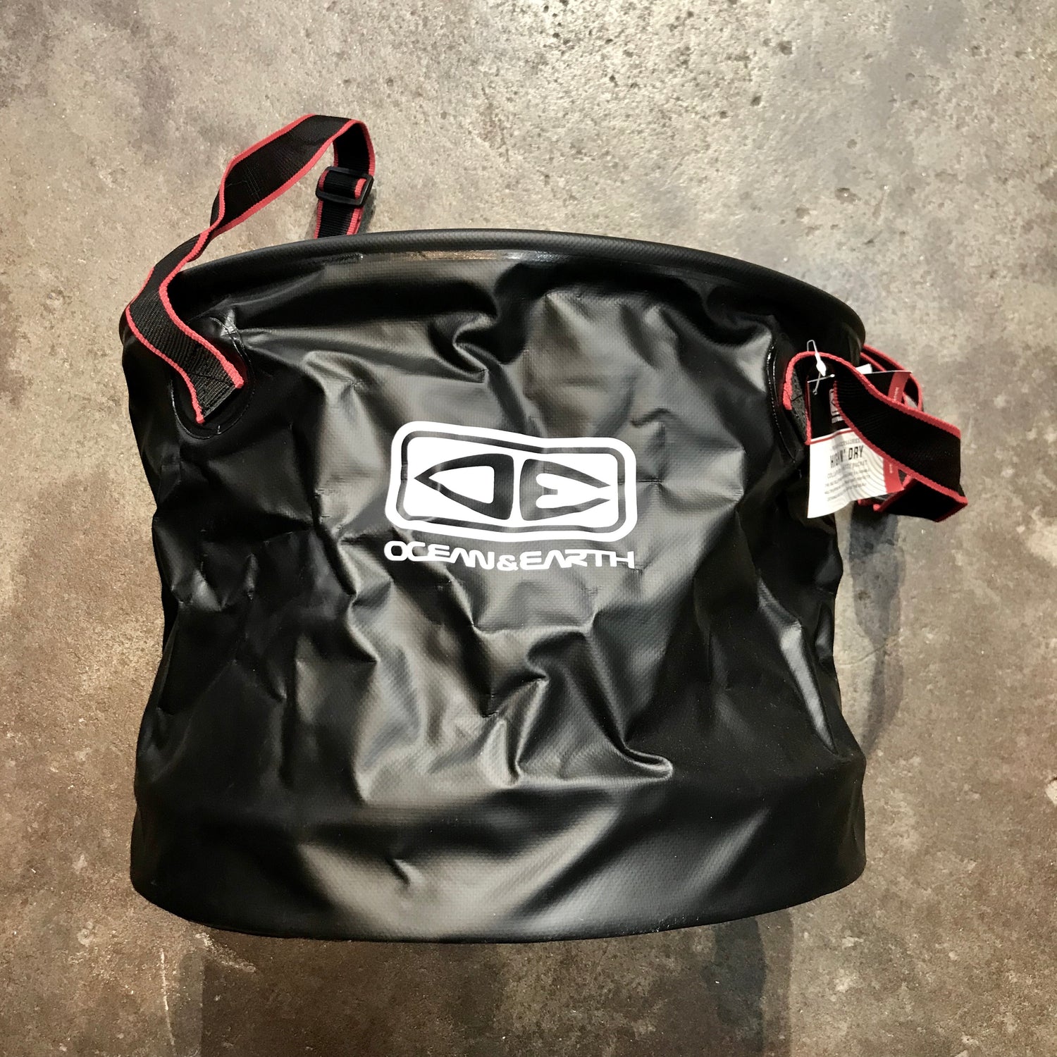 OCEAN&EARTH   HIGH N' DRY COLLAPSIBLE WETTY BUCKET