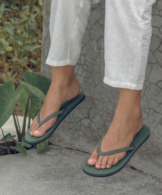 INDOSOLE   WOMAN'S ESSNTLS FLIP FLOP   LEAF